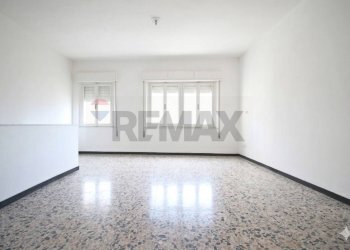 Stanza vuota - Casa semi indipendente Vico Crispi
 
9, Domusnovas - foto 5