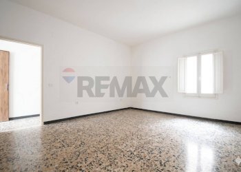 Stanza vuota - Casa semi indipendente Vico Crispi
 
9, Domusnovas - foto 20