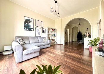 Foto 1 - Quadrilocale Via Riposto
 
18, Mascalucia - foto 1