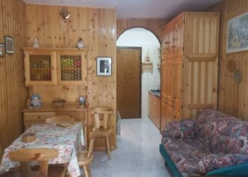 Salone - Monolocale strada Comunale Crotone-Villaggio Salica, Crotone - foto 2