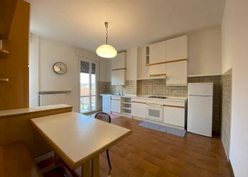 Cucina - Quadrilocale via Emilia, 54, Tortona - foto 8