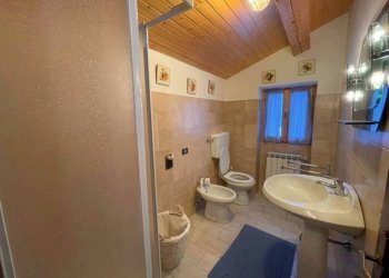 Bagno - Stabile - Palazzo Frazione Caldirola, Fabbrica Curone - foto 9