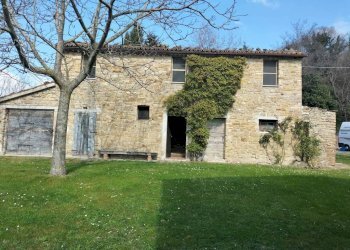 Facciata - Rustico Località San Giovanni, Serra San Quirico - foto 3