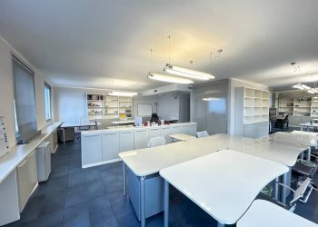 Interno non residenziale - Ufficio via di Francia, 28, Genova (zona Sampierdarena) - foto 5