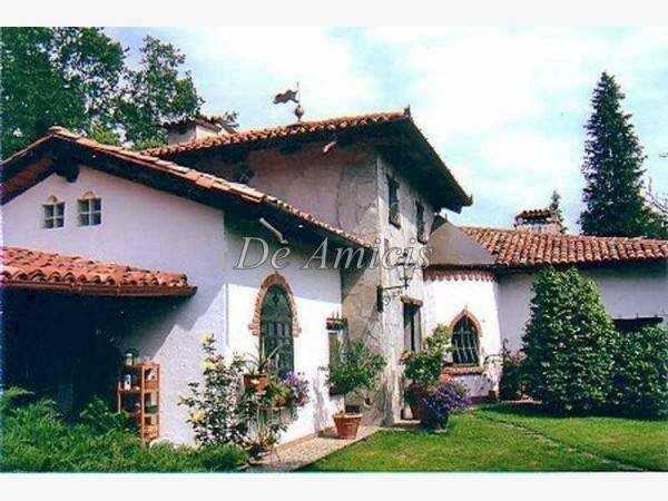 Facciata - Villa strada Baldissero, 7, Torre Canavese - foto 2