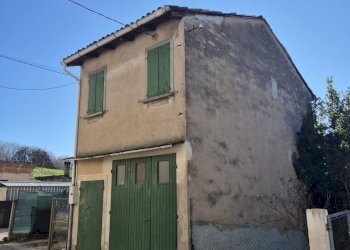 Foto 7 - Villa a Schiera via confine inferiore
 
127, Molinella - foto 7