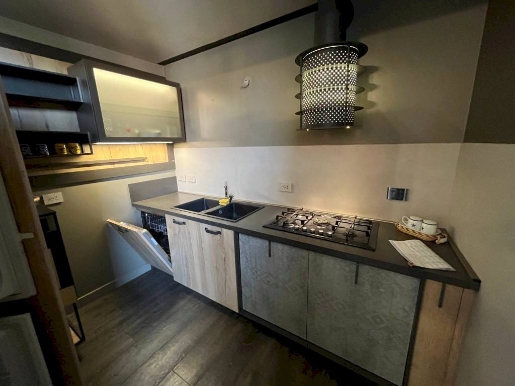 Cucina - Quadrilocale via delle Rosine, 18, Chieri - foto 3