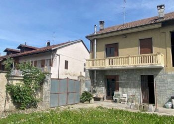Facciata - Villa a Schiera via Teglia, 1, Carmagnola - foto 11