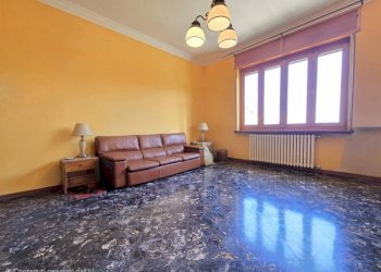 Salone - Appartamento Alba - foto 8