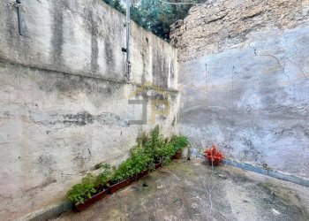 Foto 2 - Trilocale Via Giovan Battista Odierna
 
17, Palermo - foto 2