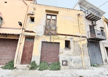 Foto 2 - Casa indipendente Piazza Mandorle
21, Palermo - foto 2