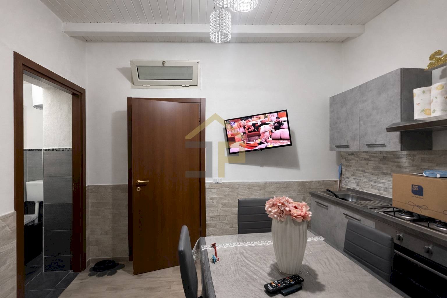 Foto 2 - Bilocale VICOLO PRIMO LUNGO
 
6, Palermo - foto 2