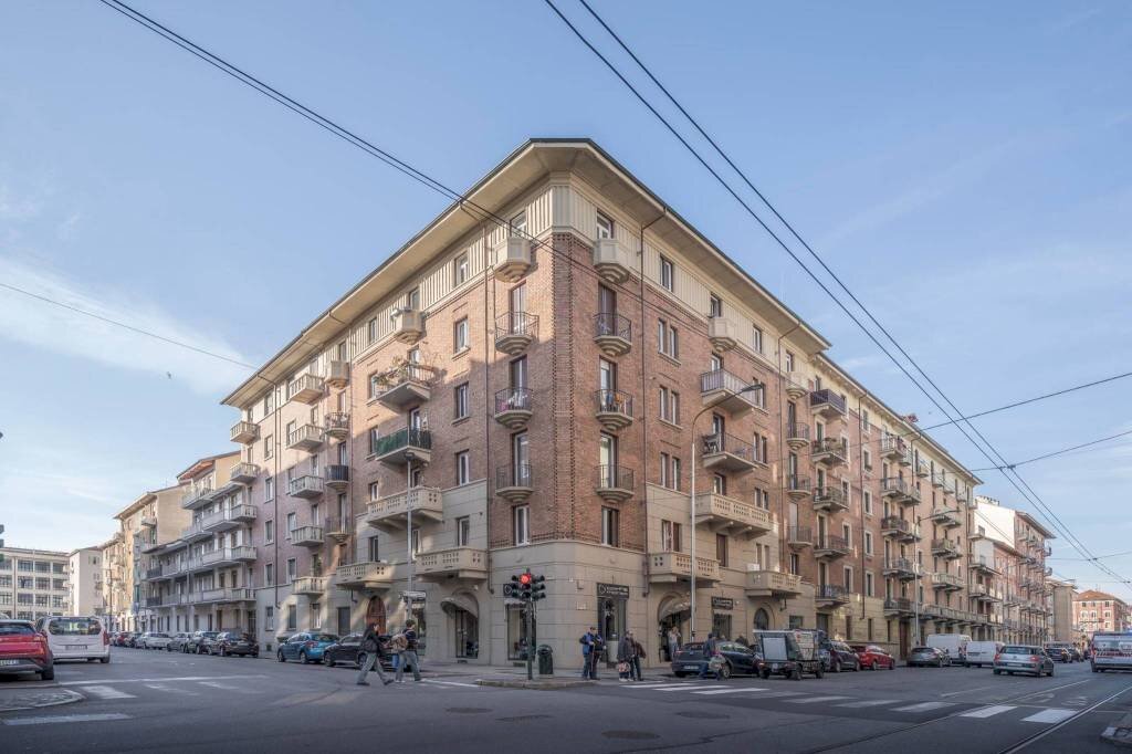 Facciata - Two-room apartment via Garessio, 17, Torino (neighborhood Nizza Millefonti) - photo 1