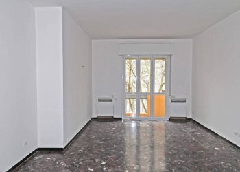 Soggiorno - Quadrilocale via Pietro Mengoli, Bologna (zona Massarenti) - foto 2