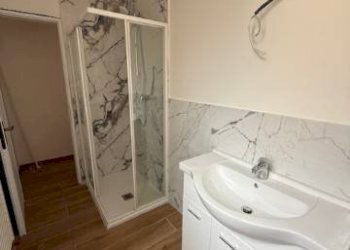 Bagno - Four-room apartment via Carlo Zucchi, Modena (neighborhood Circoscrizione 1) - photo 20