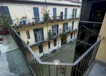 Cortile interno - Four-room apartment corso Cento Cannoni, 16, Alessandria - photo 12