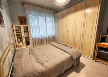 Camera da letto - Trilocale via Giosuè Carducci, 8, Moncalieri - foto 10