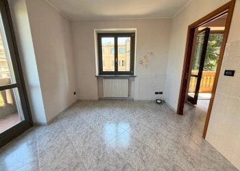 Cucina - Quadrilocale piazza Giuseppe Garibaldi, Pinerolo - foto 7