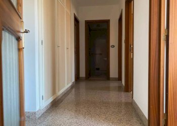 Corridoio - Quadrilocale Cuneo (zona Donatello) - foto 10