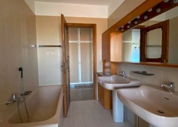 Bagno - Quadrilocale Cuneo (zona Donatello) - foto 24