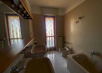 Bagno - Quadrilocale Cuneo (zona Donatello) - foto 25