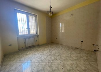 Foto 4 - Trilocale Via Marandola
 
33, San Prisco - foto 4