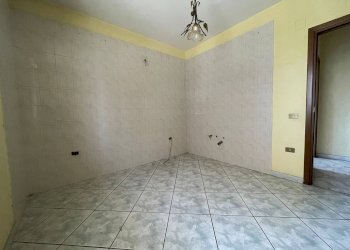 Foto 5 - Trilocale Via Marandola
 
33, San Prisco - foto 5