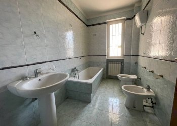 Foto 12 - Trilocale Via Marandola
 
33, San Prisco - foto 12