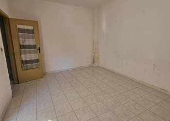 Camera da letto - Bilocale via Milliavacca, 23, Asti - foto 4