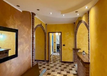 Ingresso - Quadrilocale via Vittorio Veneto, 37, San Secondo di Pinerolo - foto 4