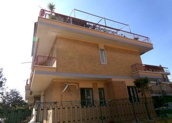 Facciata - Trilocale via Ardeatina, 475, Anzio - foto 6