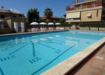 Piscina - Trilocale via Ardeatina, 475, Anzio - foto 37