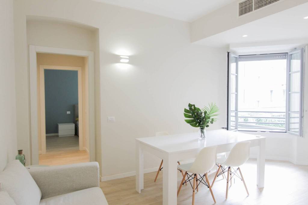 Salone - Three-room apartment piazza Santa Maria del Suffragio, 3, Milano - photo 2