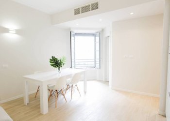 Salone - Three-room apartment piazza Santa Maria del Suffragio, 3, Milano - photo 6