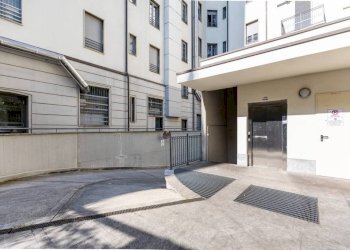 Cortile interno - Three-room apartment piazza Santa Maria del Suffragio, 3, Milano - photo 20