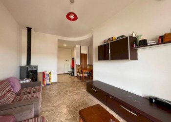 Salone - Trilocale viale Lombardia, 44, Usmate Velate - foto 3