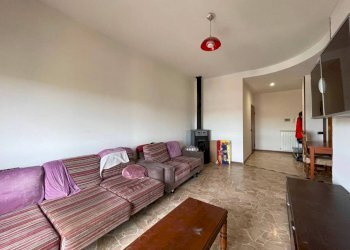 Salone - Trilocale viale Lombardia, 44, Usmate Velate - foto 4