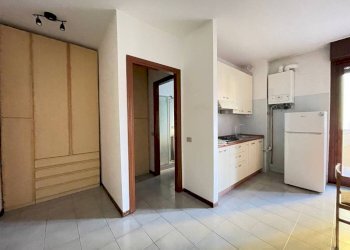 Cucina - Monolocale via Monte Rosa, 29, Vimercate - foto 9