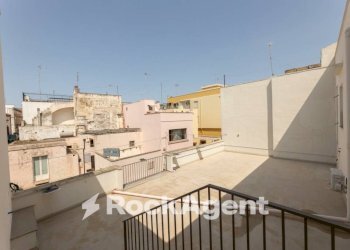 Balcone - Shop via Roma, Casarano - photo 22