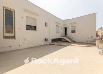 Terrazzo - Shop via Roma, Casarano - photo 24