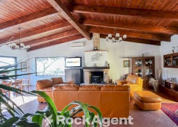 Salone - Villa contrada Donnantona, 19, Borgia - foto 6