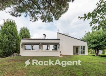 Giardino - Villa via Risorgimento, 241, Vo' - foto 1