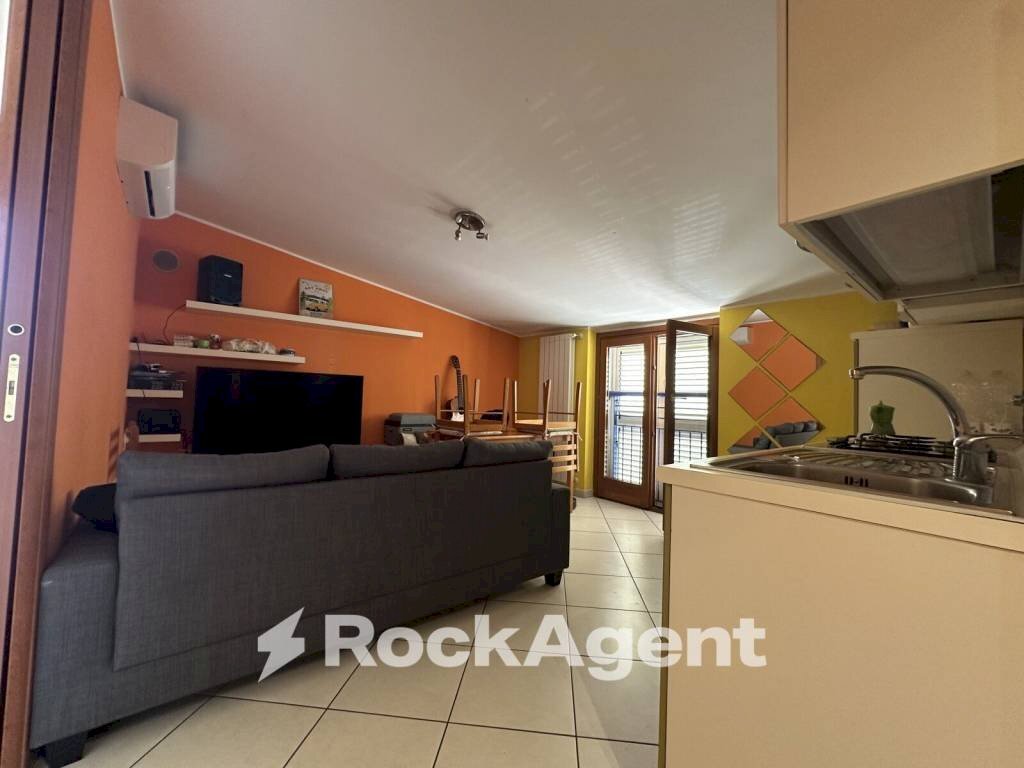 Cucina - Two-room apartment viale Sandro Pertini, 6, San Giovanni Teatino - photo 1