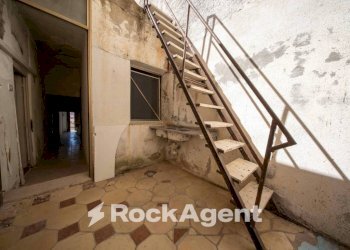 Cortile interno - Stabile - Palazzo via Principe Umberto, Sennori - foto 15