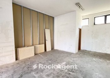 Interno non residenziale - Shop via Cavour, 92, Alba Adriatica - photo 5
