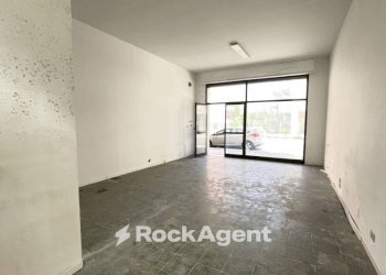 Box auto - Shop via Cavour, 92, Alba Adriatica - photo 14