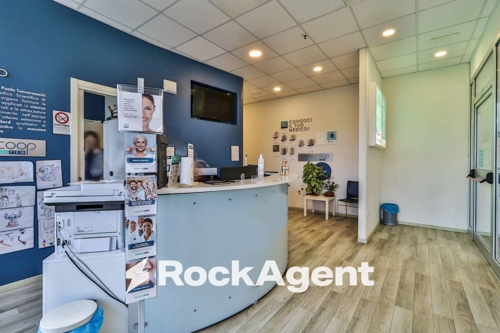 Interno non residenziale - Ufficio via Amilcare Ponchielli, 23, Bologna (zona Savena) - foto 3