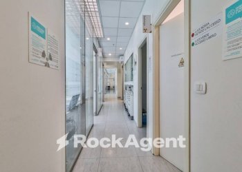Interno non residenziale - Ufficio via Amilcare Ponchielli, 23, Bologna (zona Savena) - foto 4