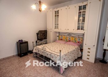 Camera da letto - Four-room apartment via Piave 30/C, Gradoli - photo 15