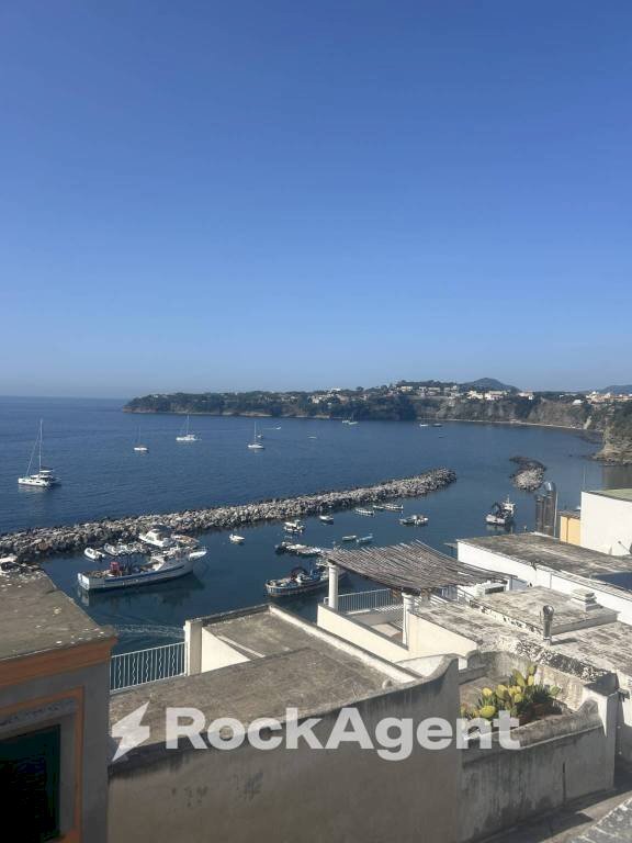 Vista - Trilocale via Principe Umberto, Procida - foto 2
